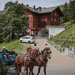 Hotel Sonnenhalde, Arosa