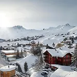 Sonnenhalde, 3*