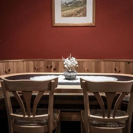 Hotel Sonnenhalde, Arosa