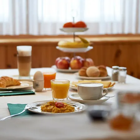 Sonnenhalde, Hotel 3*