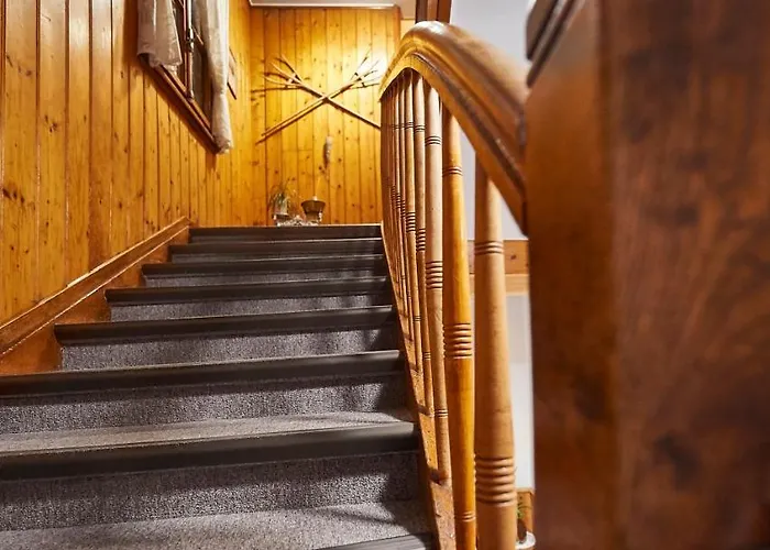 Sonnenhalde, Отель Ароза