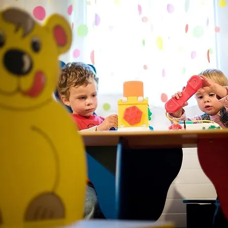 Sonnenhalde, Hotel Arosa