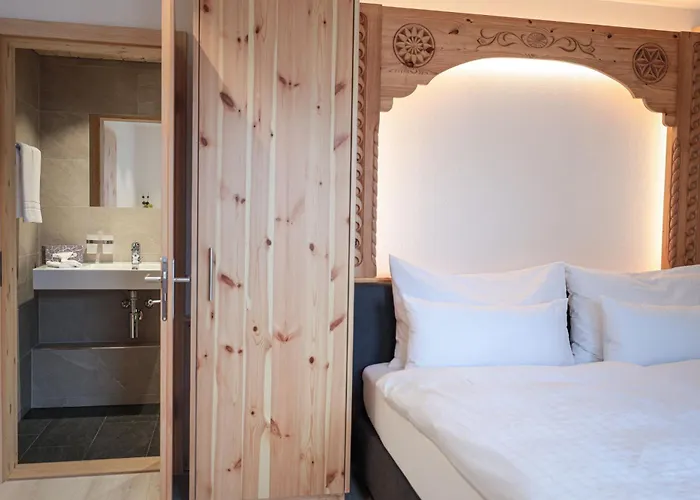 Hotel Sonnenhalde, 3*