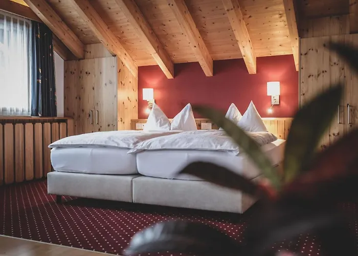 Sonnenhalde, Otel 3*